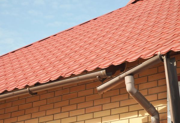 Loose Gutter Repair in Twin Falls